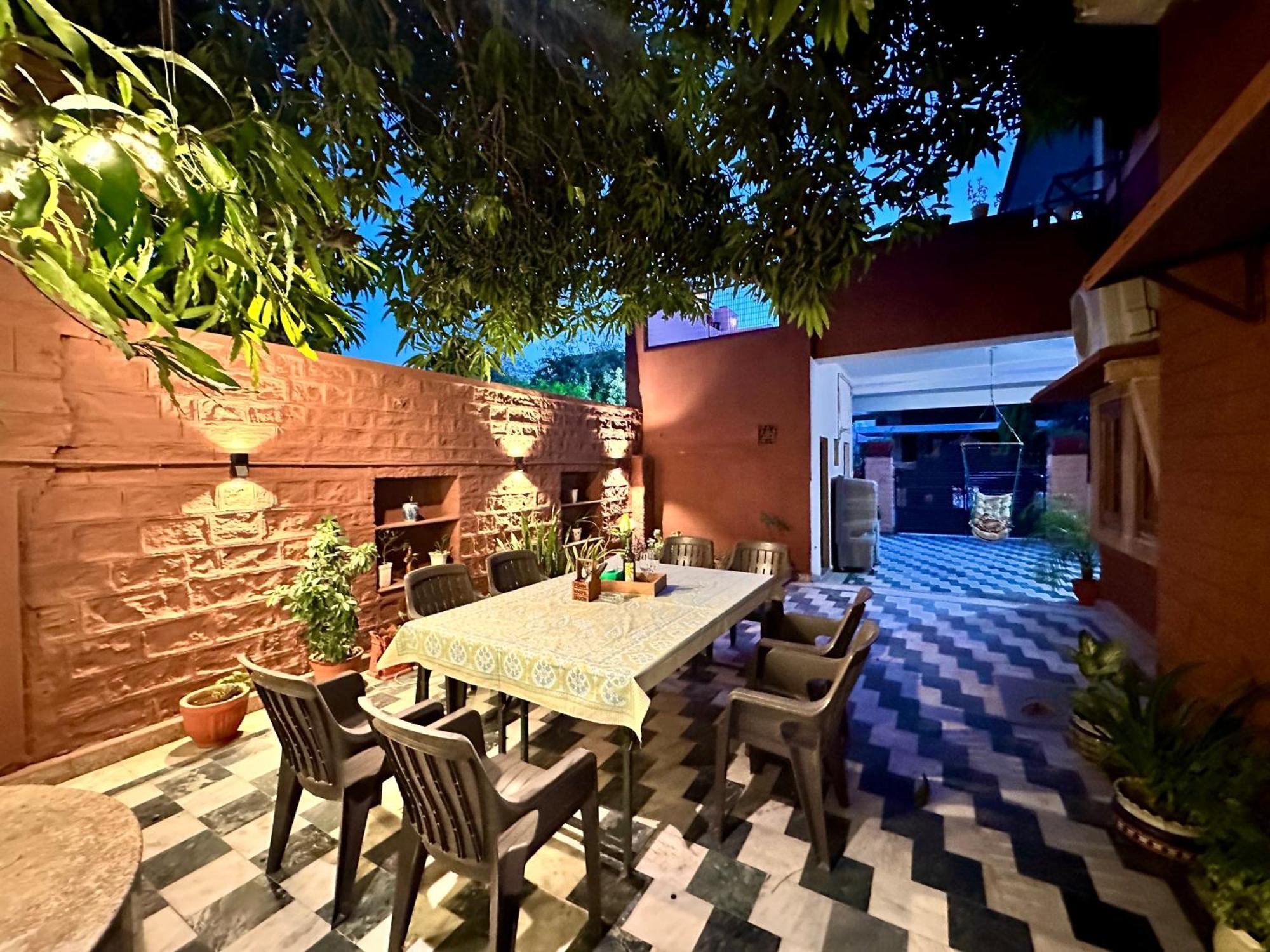 The Mango Tree By Anand Homestay Jodhpur (Rajasthan)