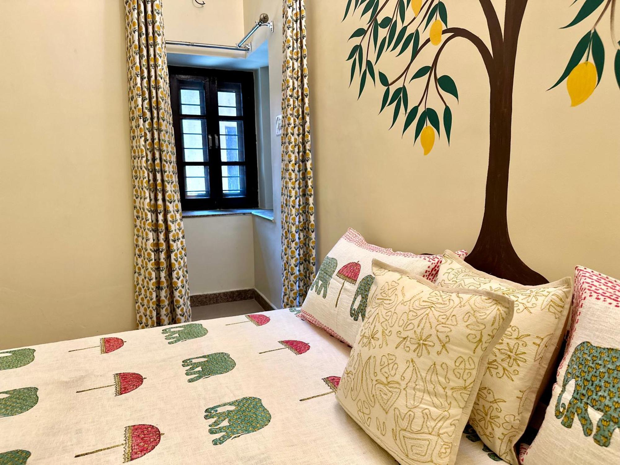 The Mango Tree By Anand * Jodhpur (Rajasthan)